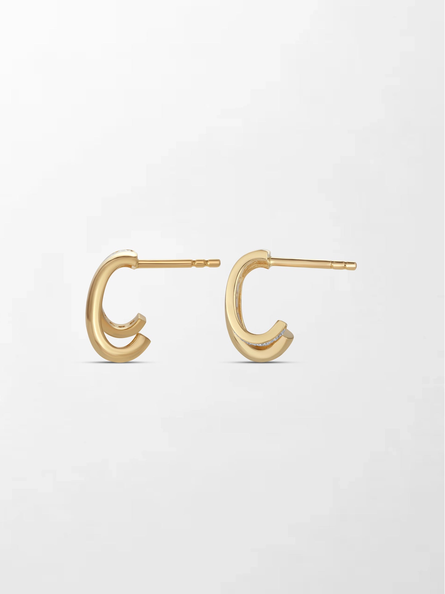 Claw Diamond Earrings