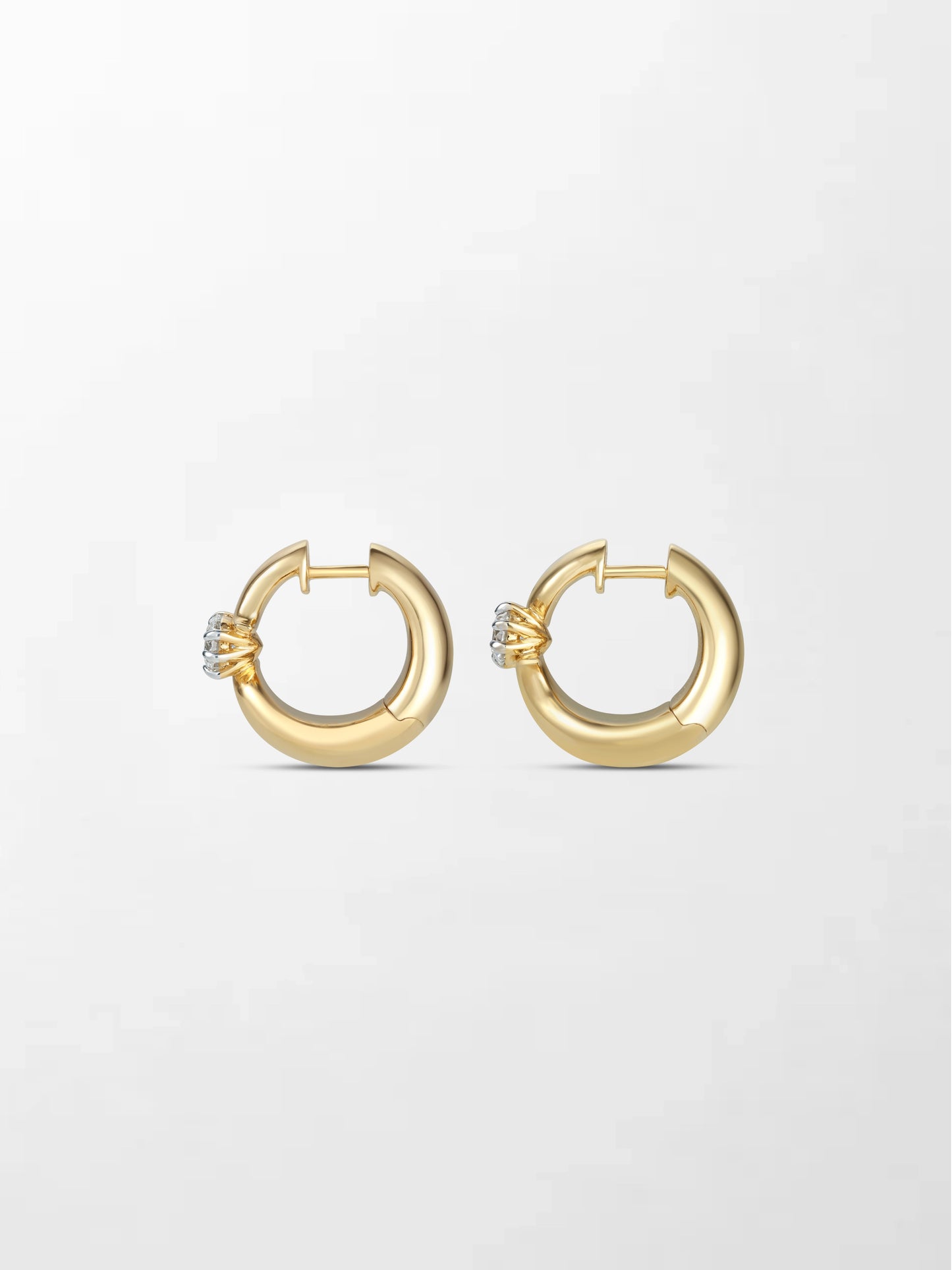 Solitaire Flick Earrings