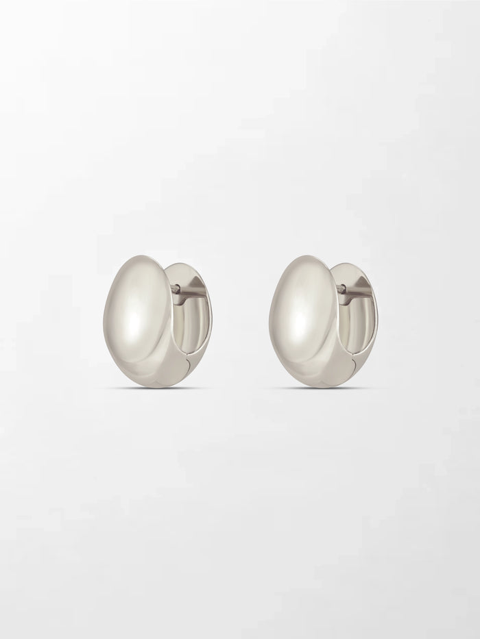 White Gold Curve Huggies