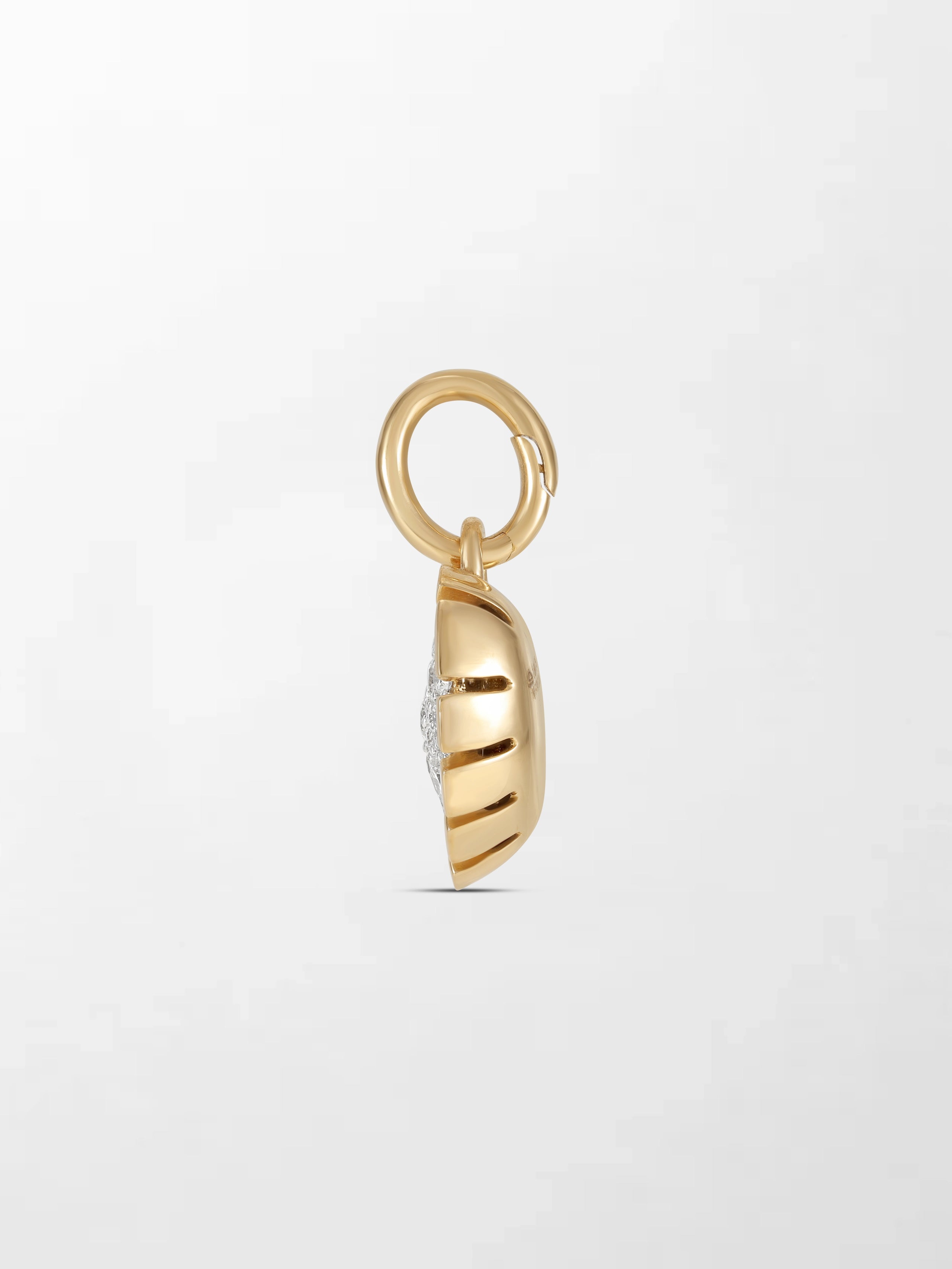 Split Bezel Heartlight Pendant