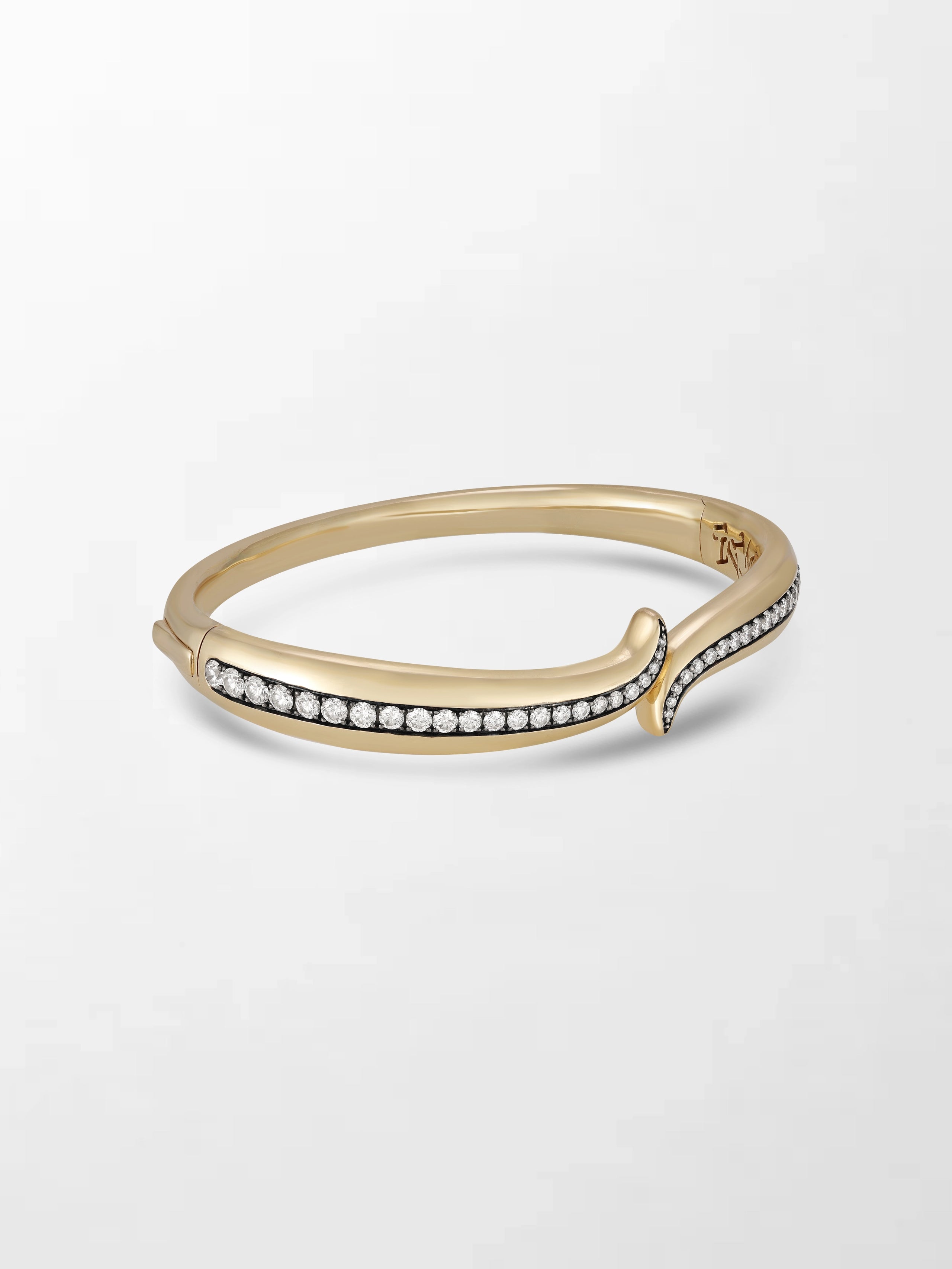 Liner Flick Diamond Bracelet