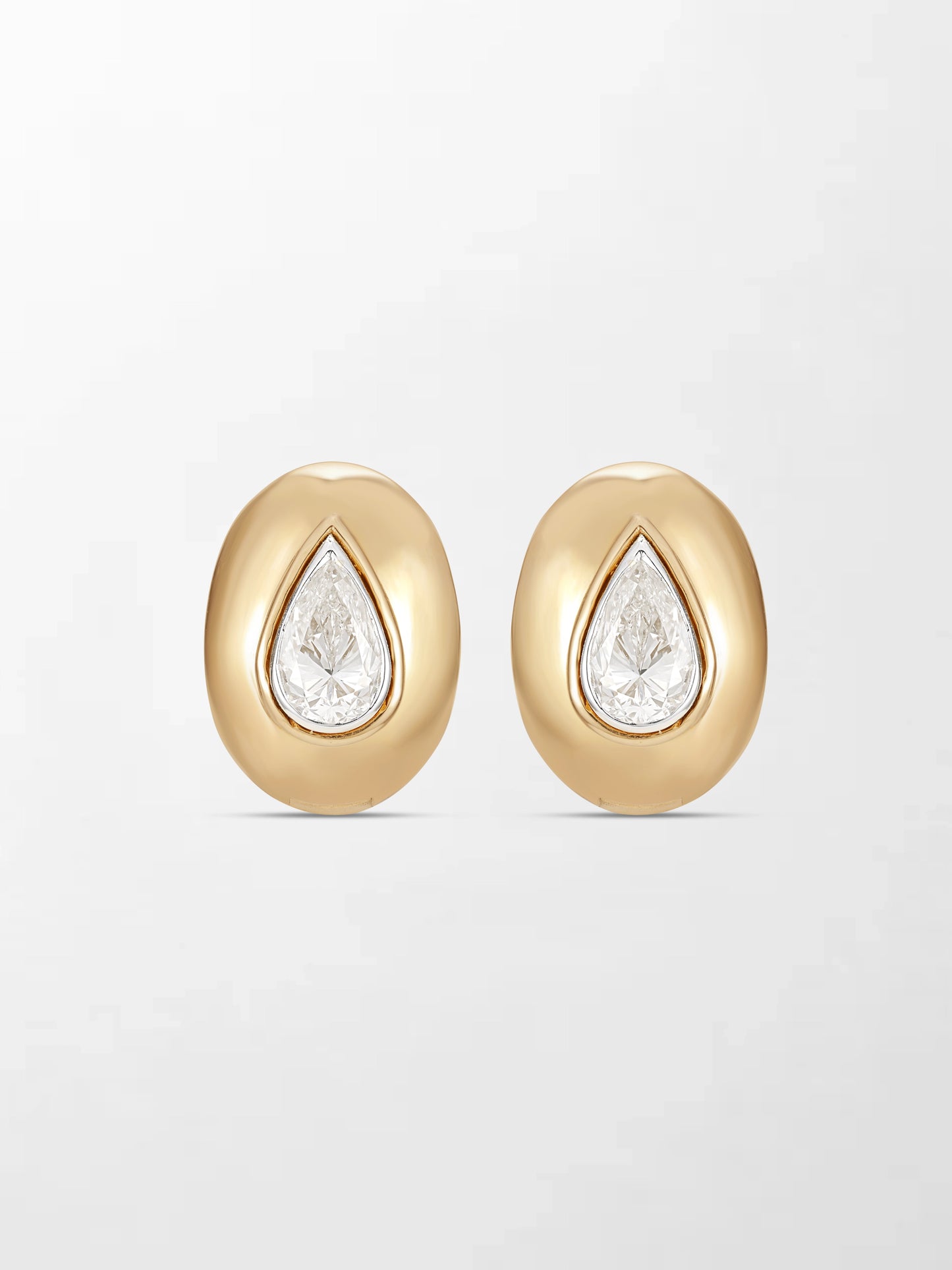 Pear Curve Huggies