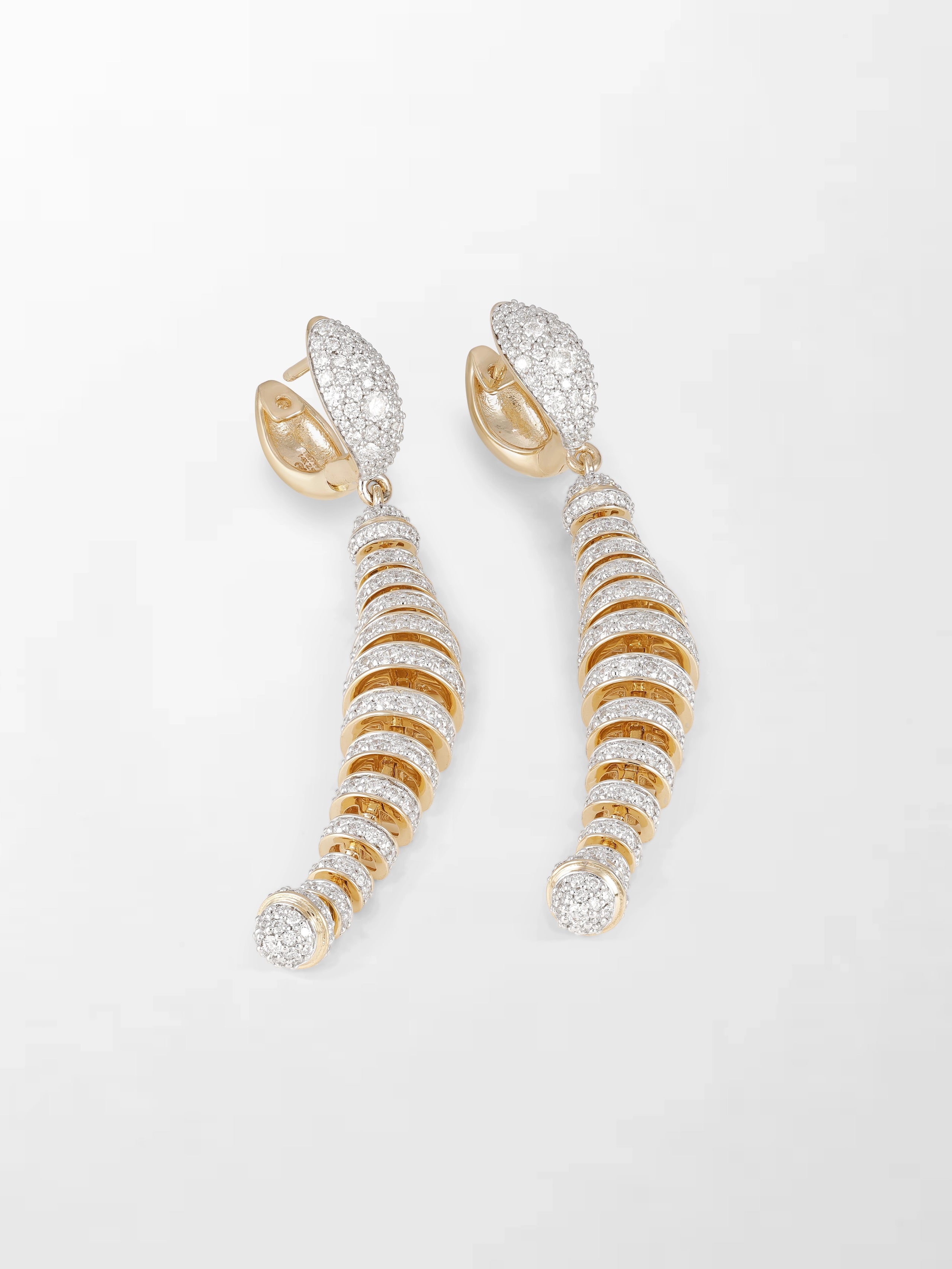 Diamond Huggie Elongé Roundelle Earrings