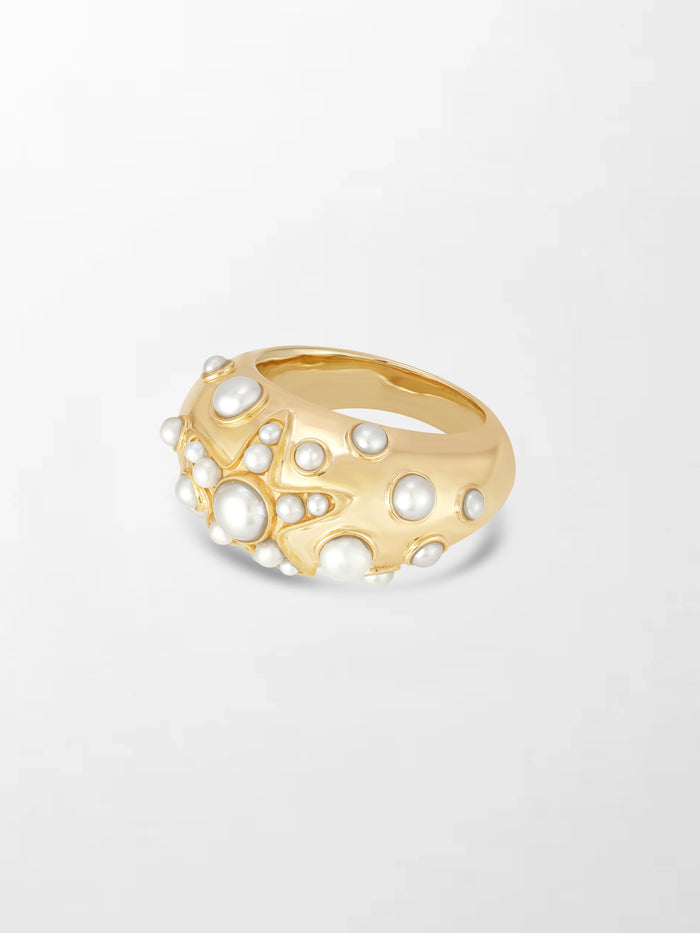 Pearl Reef Gold Ring