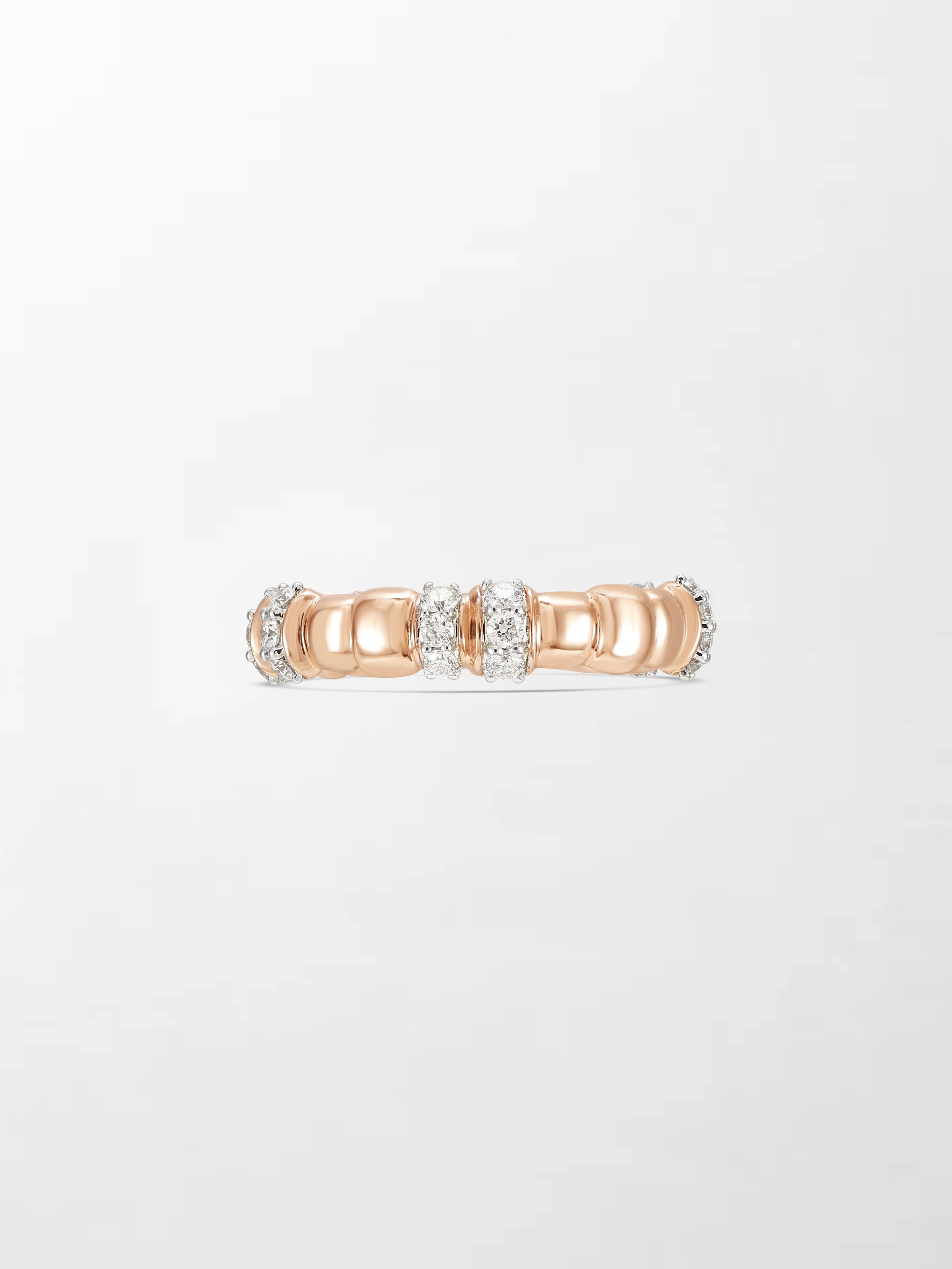 Sleek Rose Grooved Band