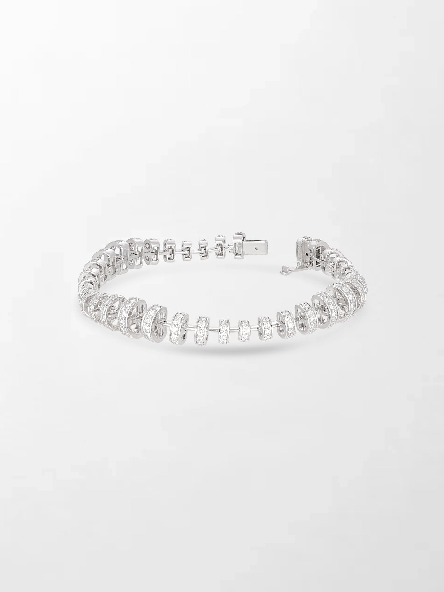 Snow Tapered Roundelle Bracelet