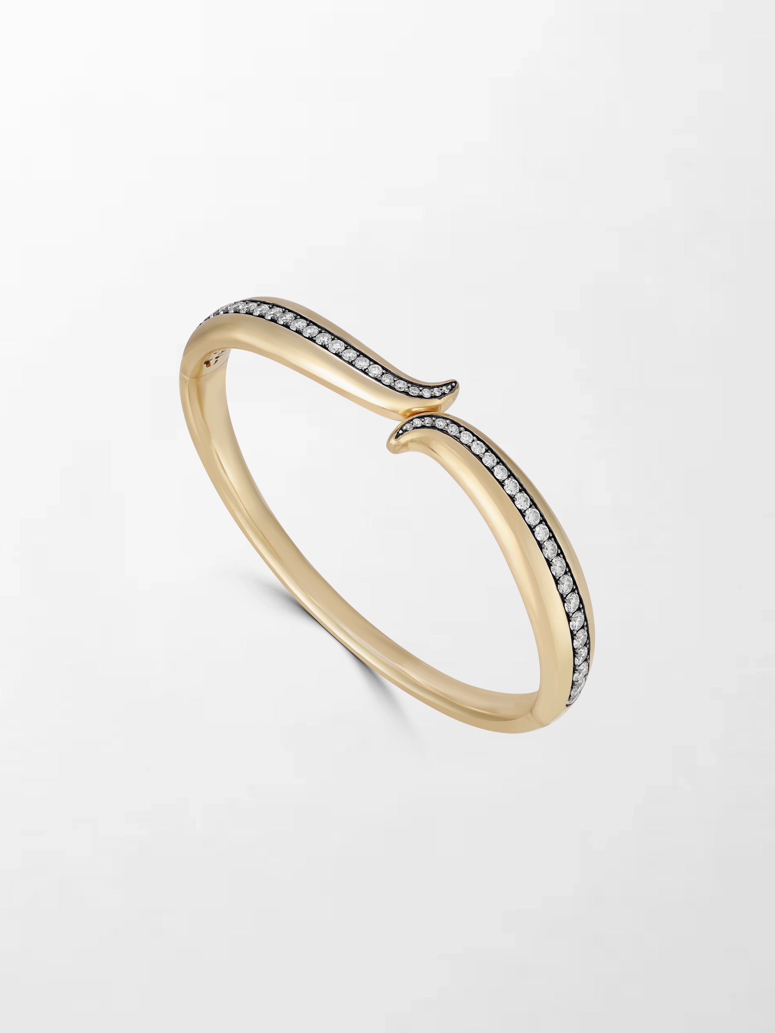 Liner Flick Diamond Bracelet