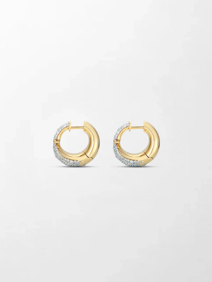 Snow Pavé Diamond Flick Earring