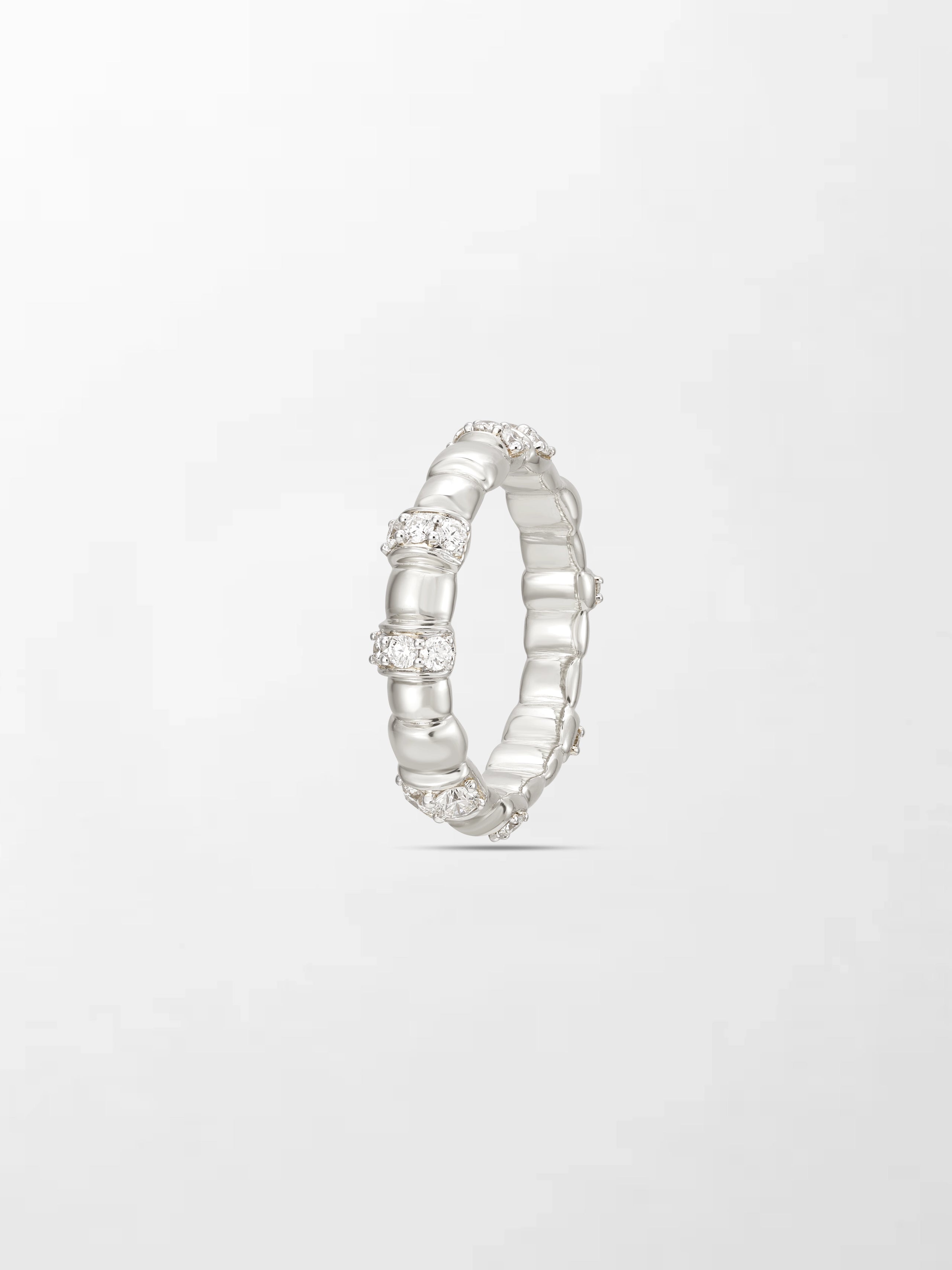 Sleek Snow Grooved Band