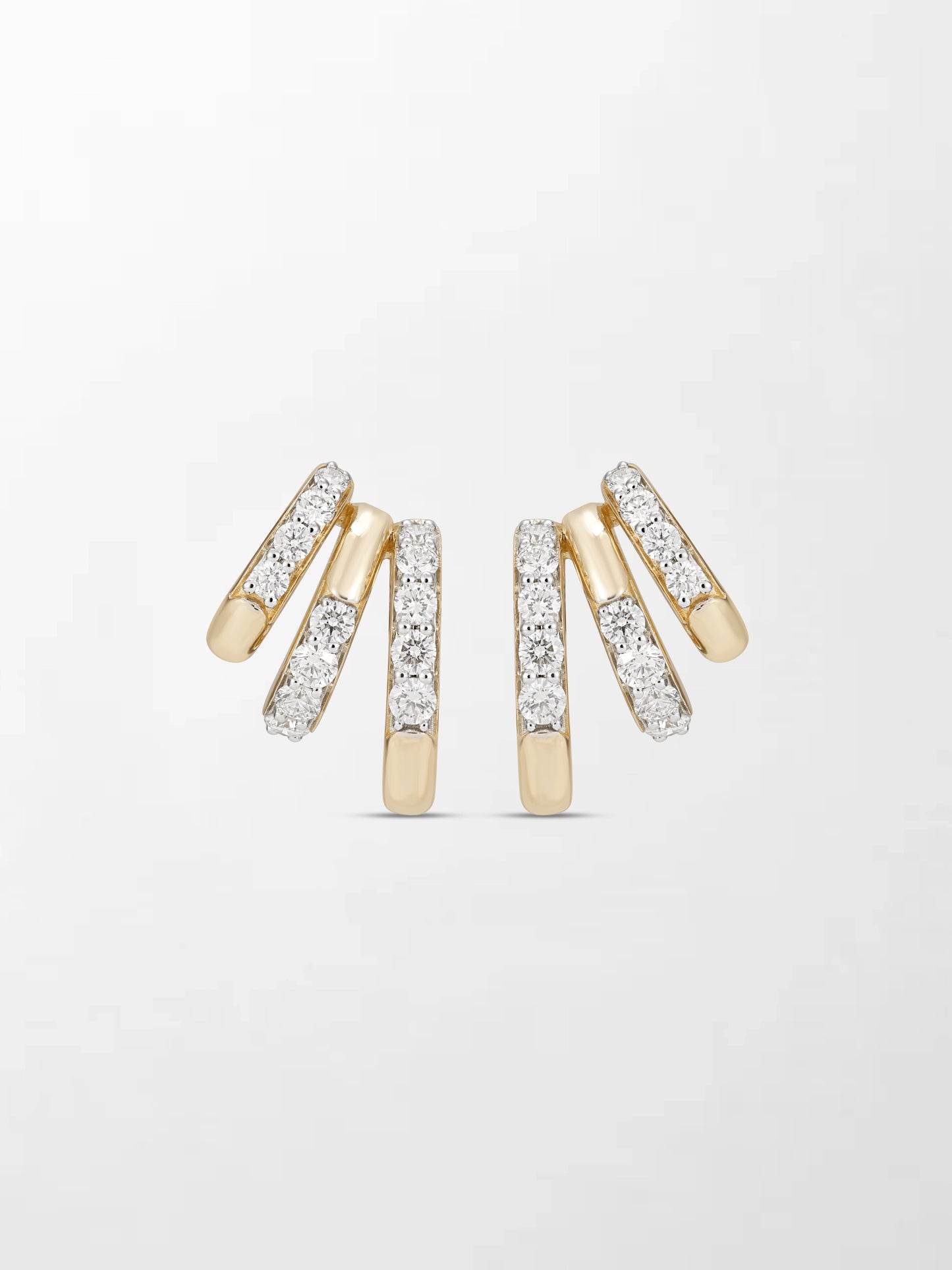 Classic Claw Diamond Earrings