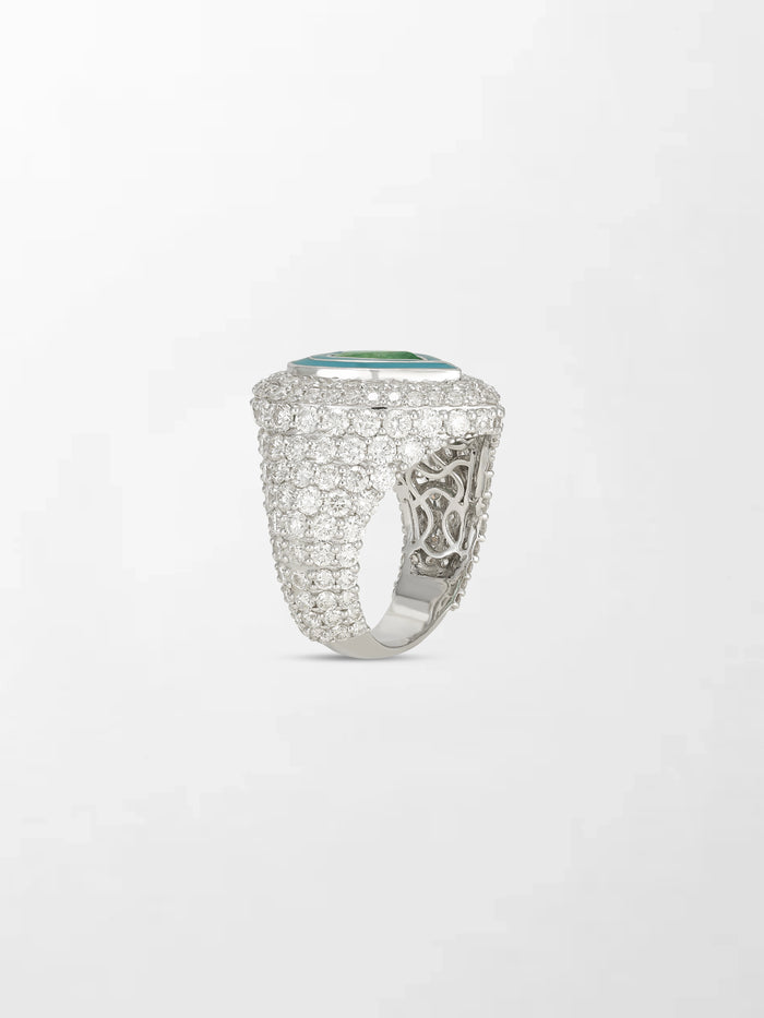 Emerald Heart Pavé Diamond Ring