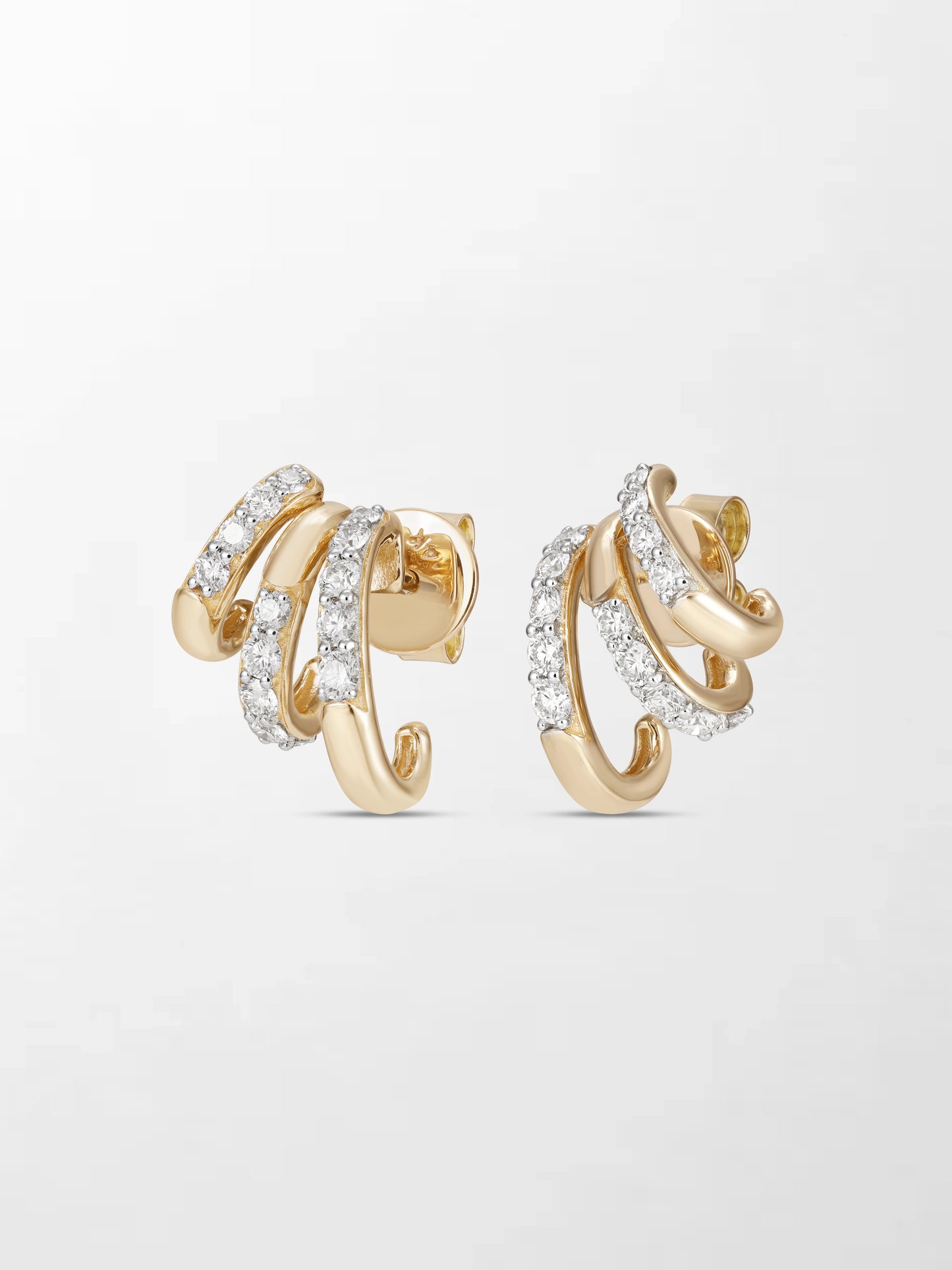 Classic Claw Diamond Earrings