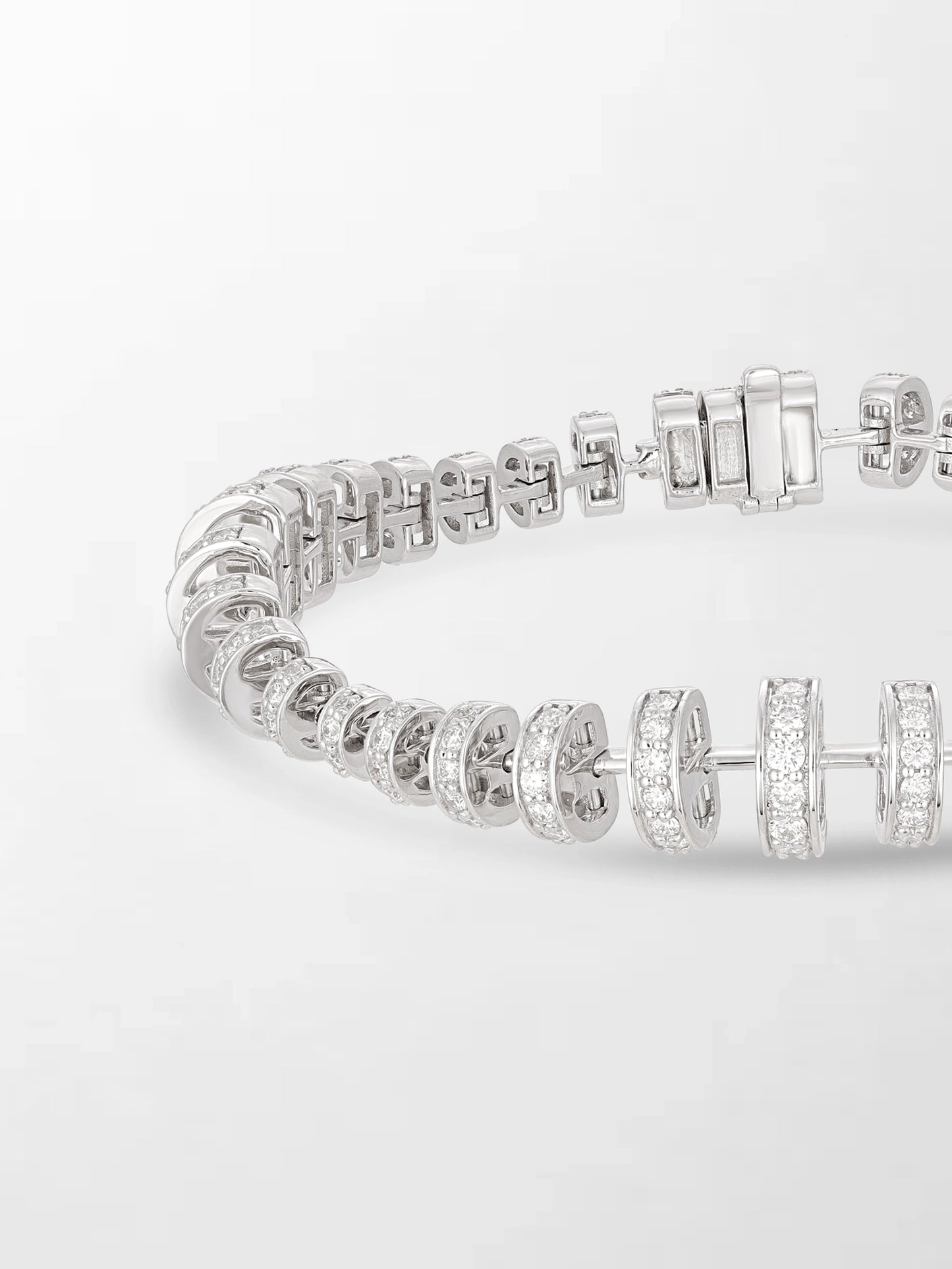 Snow Tapered Roundelle Bracelet