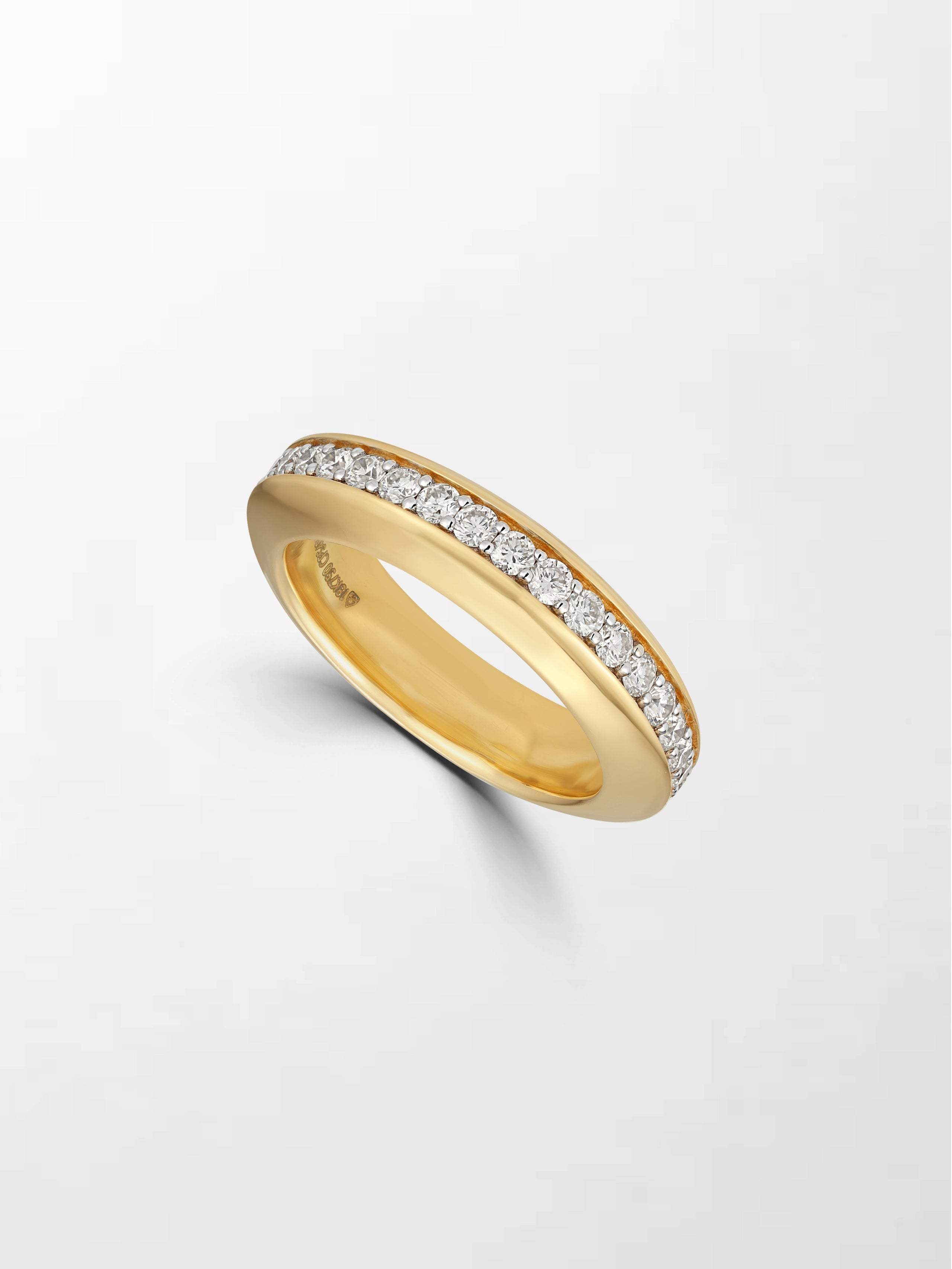 Regular Sphere Diamond Band