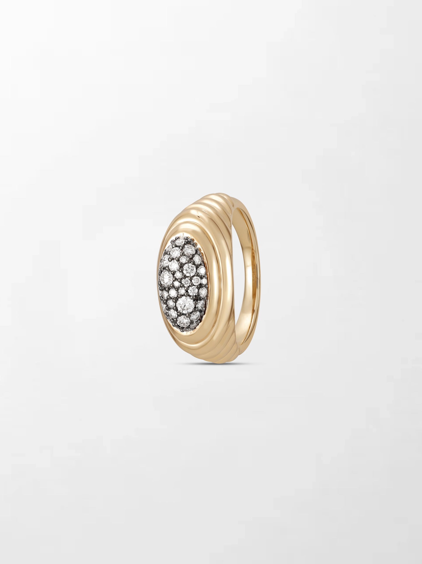 Pavé Rise Pinky Ring