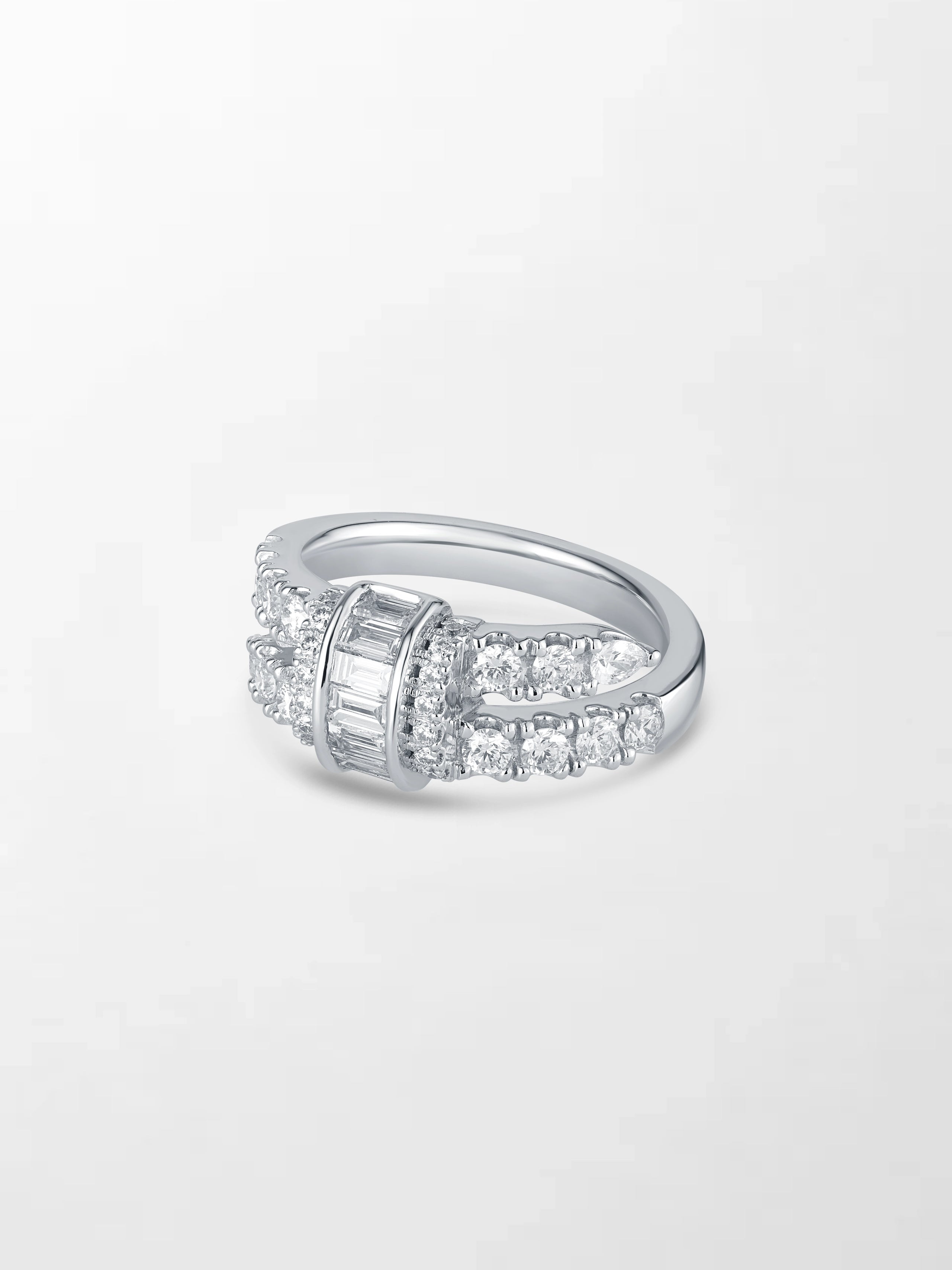 Baguette Clasp Ring
